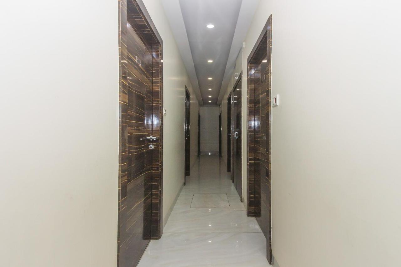 Capital O Hotel Pearl Near Us Embassy Mumbai Bagian luar foto