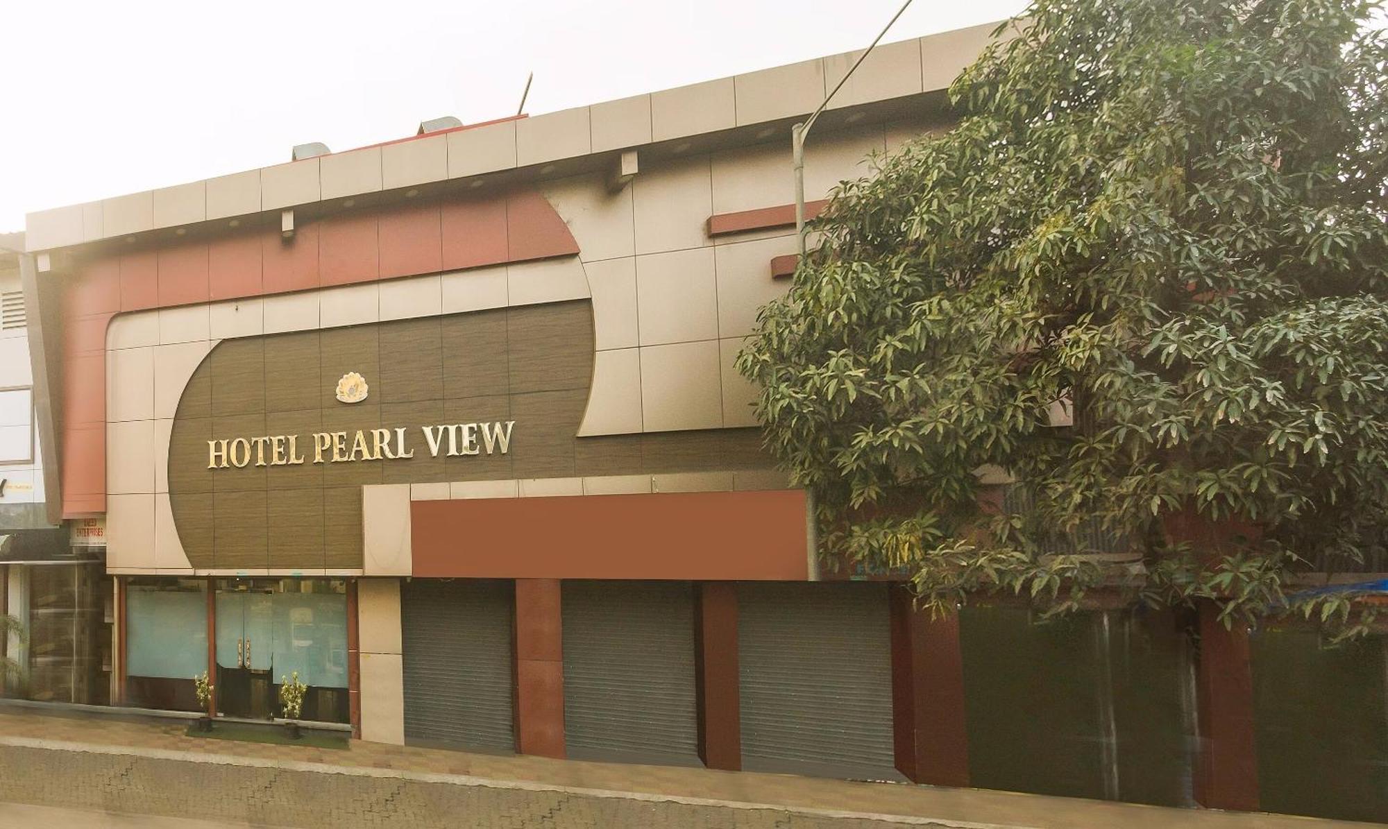 Capital O Hotel Pearl Near Us Embassy Mumbai Bagian luar foto